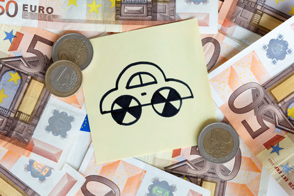 Autokredit ja oder nein - auto automechaniker autoteile autovermietung autoversicherung barkauf besitz darlehen eigentum eigentümer erfolg erwerb euro finanzieren finanzierung geld investieren investition investment kauf kaufen kaufvertrag kfz kosten kredit leasing miete neu planen reparatur scheine service transport verkaufen versicherung vertrag wagen werkstatt zeichnung.