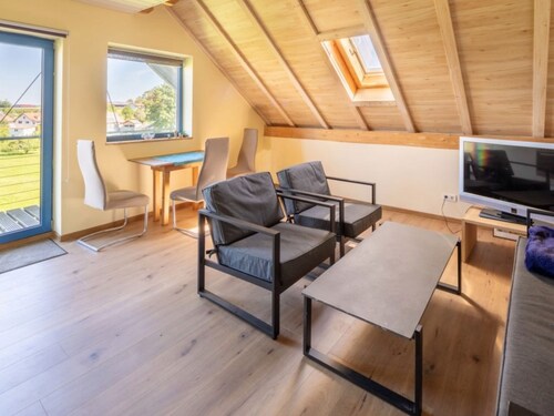 Wohnbereich - 'Helle 2-Zimmer-Wohnung – Ruhige Lage in Lachen, bald bezugsfrei, Memmingen schnell erreichbar!'