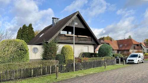 Foto - Haus zum Kaufen in Hambühren 299.000,00 € 175 m²