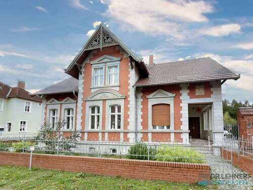 Foto - Haus zum Kaufen in Wittenberge 580.000,00 € 300 m²