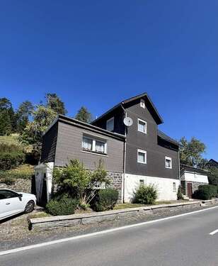 Foto - Haus zum Kaufen in Sonneberg 55.000,00 € 127 m²