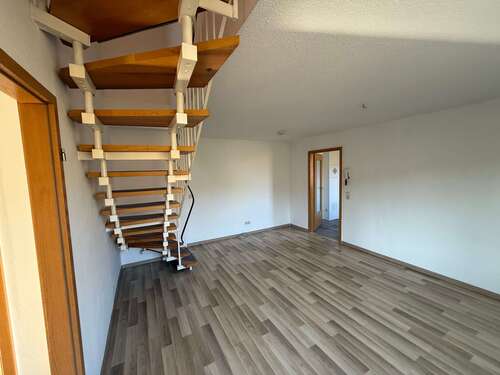 Foto - Wohnung zum Mieten in Reichenbach, Vogtl 405,00 € 81.49 m²