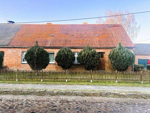 Foto - Haus zum Kaufen in Wildberg 79.000,00 € 117 m²