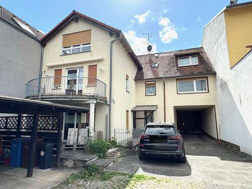 Foto - Haus zum Kaufen in Hattersheim 599.000,00 € 303 m²