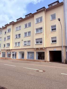 Foto - Haus zum Kaufen in Pirmasens 1.150.000,00 € 899 m²