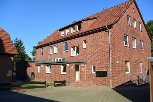 Eingangsbereich - 2-Zimmer-Wohnung mit Garage in gepflegtem Mehrfamilienhaus! (AK-1020-2)