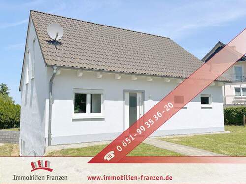 Titelbild - Wohnen & Wohlfühlen - familienfreundliches Einfamilienhaus mit großem Garten und Top-Lage für Pendler!