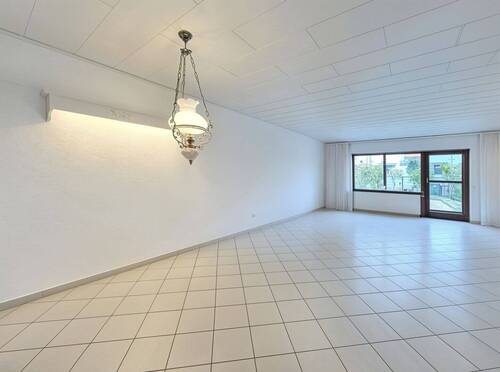 Wohnzimmer - Wohnzimmer, Leer (unmöbliert) - (KI generiert) - Reihenmittelhaus mit 140,00 m² in Leimen zum Kaufen