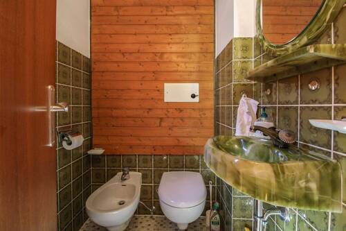 WC Whg 2 - 