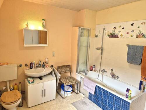 Bad im Dachgeschoss - 