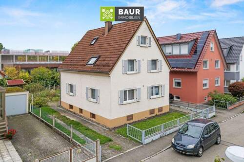 Luftaufnahme - 6 Zimmer Mehrfamilienhaus, Wohnhaus in Weingarten
