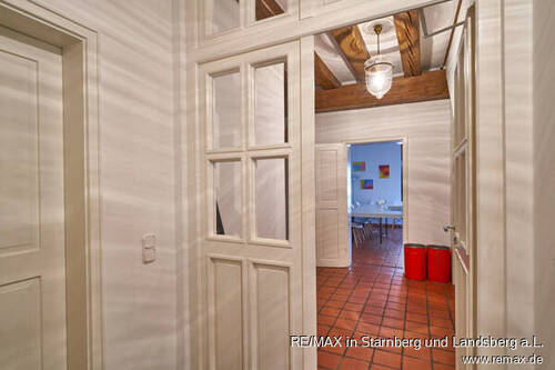 Ladenbüro im EG Vorraum - 