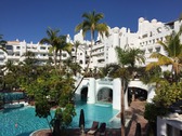 Terrassen- Apartment direkt am Meer im Luxushotel „Jardín Tropical