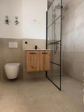 Foto - Hochwertig & möbliert: Helles Appartement mit TG-Stellplatz