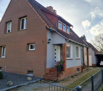 Foto - Gepflegtes Einfamilienhaus mit Nebengebäude in Nbg.-Erichshagen
