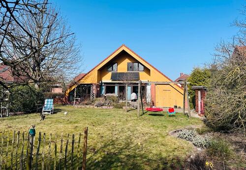 Foto - Einfamilienhaus Haus zu verkaufen mit Garage Caport