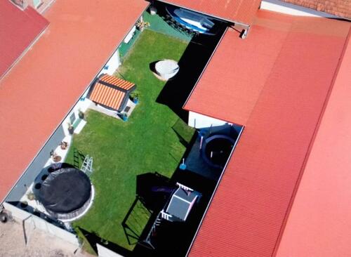 Foto - Vierseitenhof mit großem Bau-Grundstück evtl. für Altersresidenz