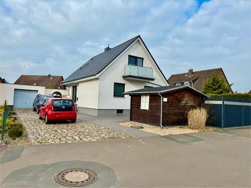 Foto - Kernsaniertes Einfamilienhaus - 300.000,00&nbsp;EUR Kaufpreis, ca.&nbsp; 120,00&nbsp;m&sup2;