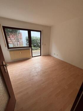 Foto - 2,5-Zimmer Wohnung mit Terrasse & Garten