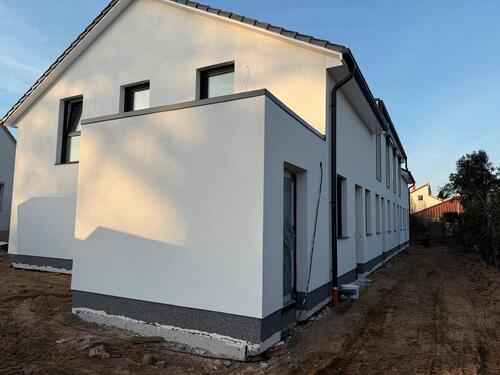 Foto - 4 freie Reihenhäuser zu vermieten in Celle Erstbezug