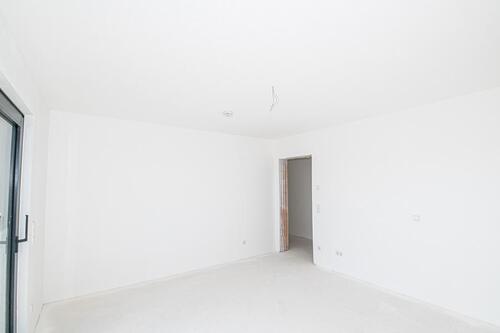 UG_Zimmer_1_Zugang_Terrasse (2) - 