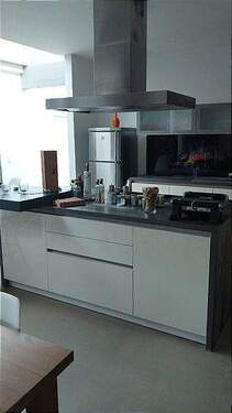 Blick in den offenen Küchenbereich.jpg - 