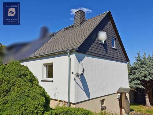 Hausansicht - 4 Zimmer Doppelhaushälfte zum Kaufen in Chemnitz