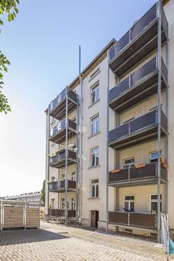 Ansicht Rückansicht mit Balkonen - 