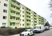 Hausansicht - 2-Zimmer-Wohnung mit offener Küche