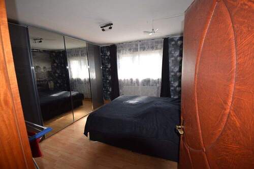 Schlafen - Etagenwohnung mit 72,00 m&sup2; in Bergisch Gladbach zum Kaufen