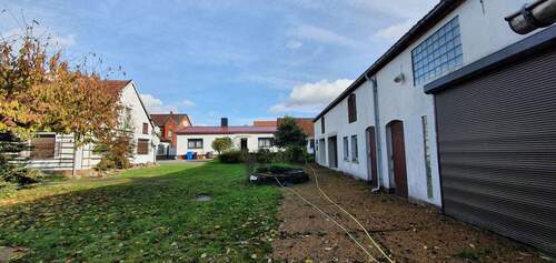 Außenansichten - Gewerbe, Wohnen und Wirtschaftsgebäude - Viel Platz für Ihre Ideen - 2 Häuser * Bürohaus * Ladengeschäft * Wirtschaftsgebäude * 4 Garagen * Wald uvm.
