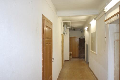 Flur EG - Wohn- & Geschäftshaus mit 356,00 m&sup2; in Schirgiswalde-Kirschau zum Kaufen