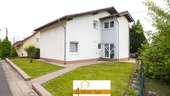 Haus zum Kaufen in Schwalbach 399.000,00 € 255 m²