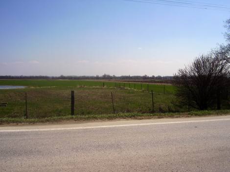 Bild 1 - Lukratives Grundstück in Südslowakei , gute Lage