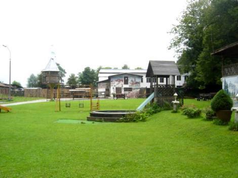 Bild 2 - 1 Zimmer Bauernhaus, Landhaus zum Kaufen in Brodno