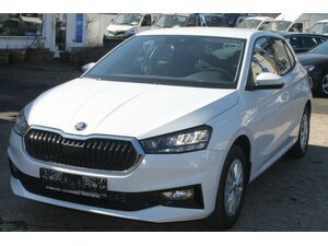 Skoda Fabia TSi 115 Alu PDC LED Kamera SOFORT