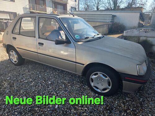Peugeot 205
