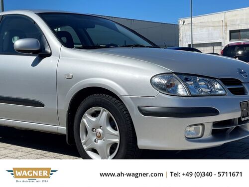 Nissan Almera