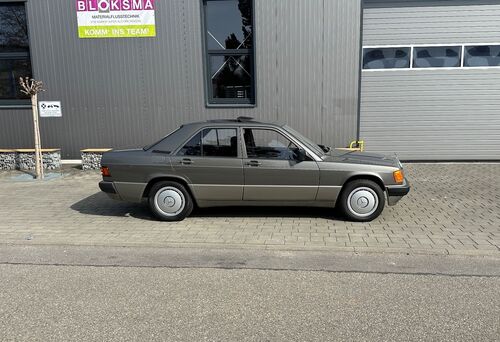 Mercedes-Benz 190