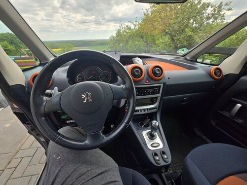 Peugeot 1007