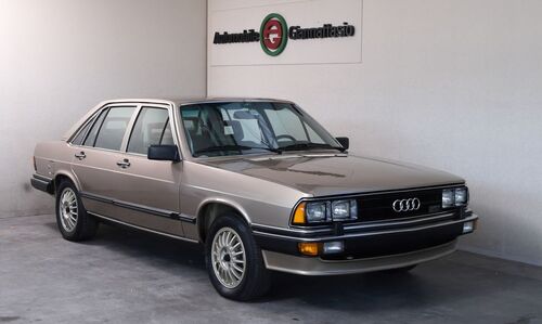 Audi 200