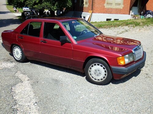 Mercedes-Benz 190