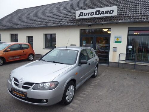 Nissan Almera
