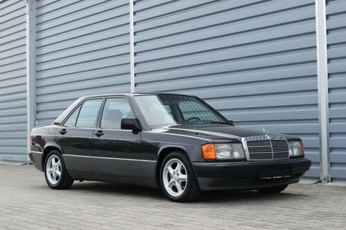 Mercedes-Benz 190