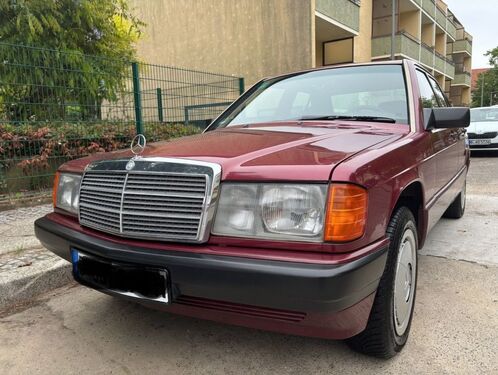 Mercedes-Benz 190