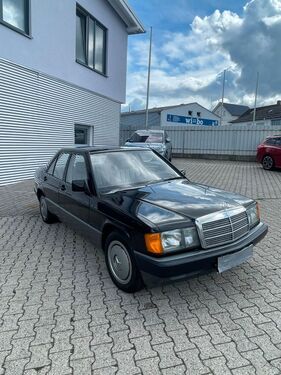 Mercedes-Benz 190