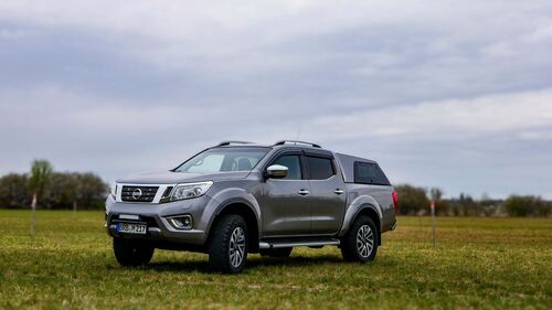 Nissan NP 300