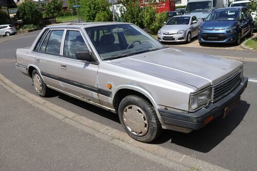 Nissan Laurel