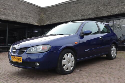 Nissan Almera