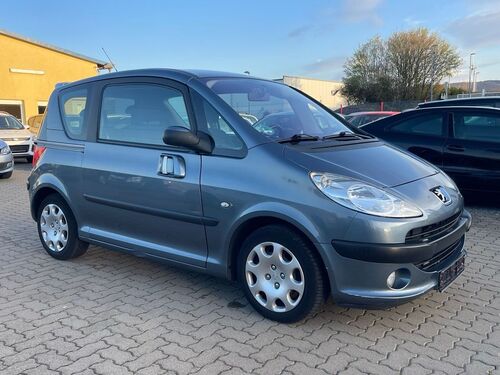 Peugeot 1007